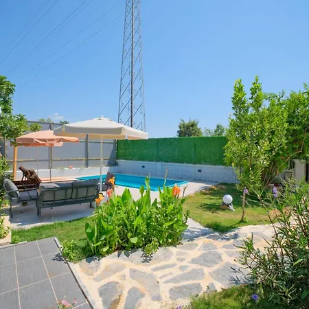 度假居 Aloanda House With Swimming Pool *