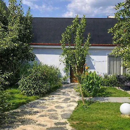 Aloanda House With Swimming Pool *